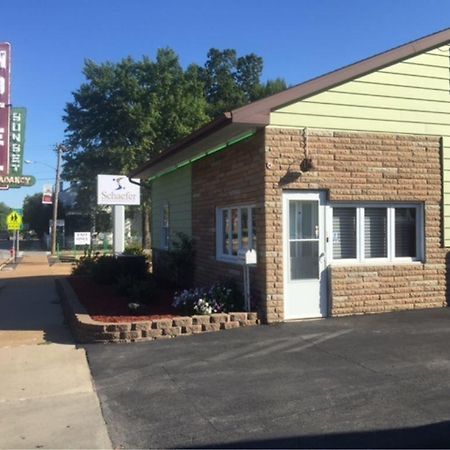 Sunset Motel Waterloo Exterior photo