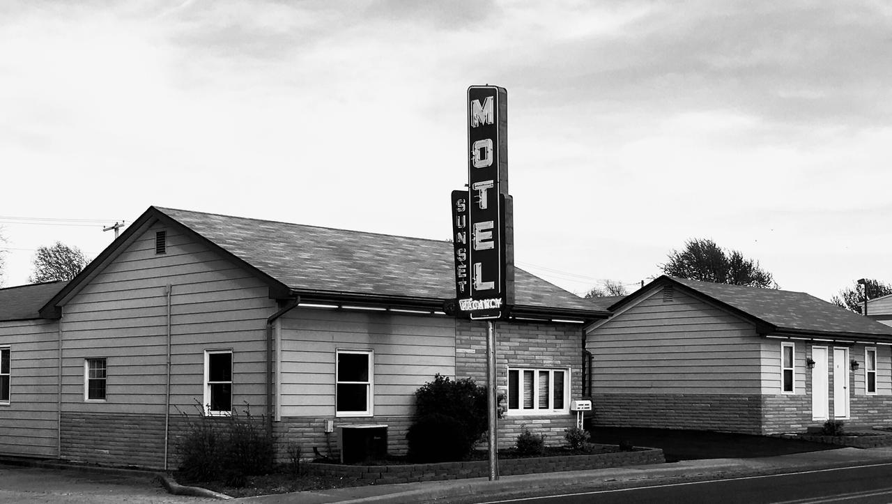 Sunset Motel Waterloo Exterior photo